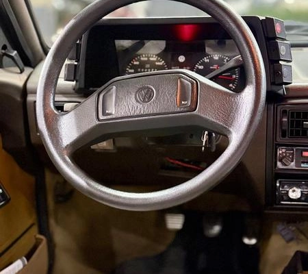 imagem-https://www.socarrao.com.br/sc-vehicle-images-prod/985667/1786454824212-7961355_13_B_e27ed2e3cc.jpeg