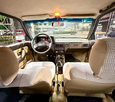 imagem-https://www.socarrao.com.br/sc-vehicle-images-prod/985667/1786454824215-7961355_15_B_8e15a060bd.jpeg