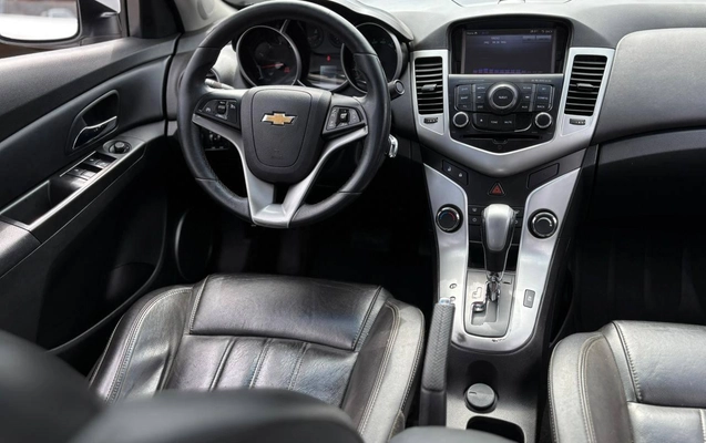 imagem-https://www.socarrao.com.br/sc-vehicle-images-prod/985838/1775502553628-e93af1314ceb4587897292bcd28652bd_1775502479408.jpeg