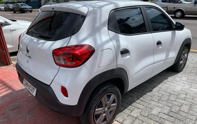 imagem-https://www.socarrao.com.br/sc-vehicle-images-prod/985895/1775570245852-V2hhdHNBcHAgSW1hZ2UgMjAyNi0wNC0wNiBhdCAxNi4yOC41NyAoMikuanBlZw.jpeg