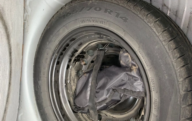 imagem-https://www.socarrao.com.br/sc-vehicle-images-prod/985895/1775570246172-V2hhdHNBcHAgSW1hZ2UgMjAyNi0wNC0wNiBhdCAxNi4yOC41OCAoMykuanBlZw.jpeg