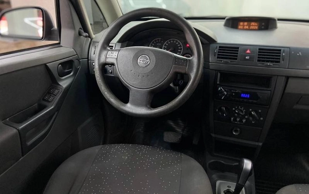 imagem-https://www.socarrao.com.br/sc-vehicle-images-prod/985946/1788956281177-7918873_11_B_8e16e9c6fb.jpeg