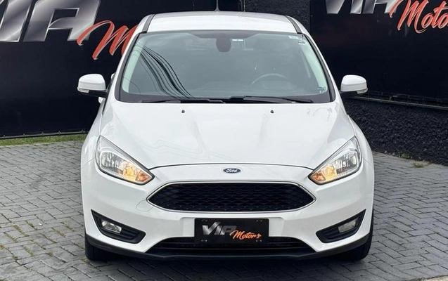 imagem-https://www.socarrao.com.br/sc-vehicle-images-prod/985961/1786135511188-7966344_0_B_7e7d138259.jpeg