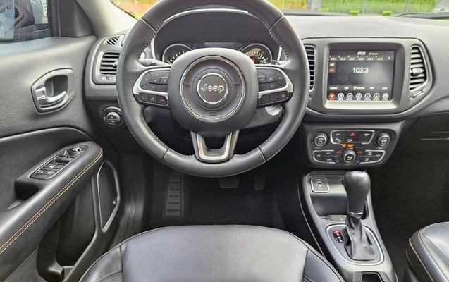 imagem-https://www.socarrao.com.br/sc-vehicle-images-prod/985996/1788191424280-7922731_5_B_5dae86b19e.jpeg