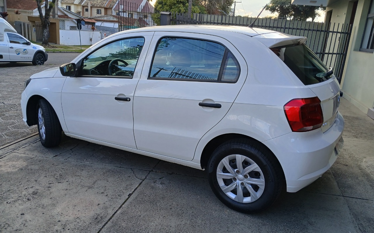imagem-https://www.socarrao.com.br/sc-vehicle-images-prod/986035/1775505913750-MTc3NTUwNTQxMjAwNjIwNzA3NTI1MzM2MDI2NDA5NjMuanBn.jpg