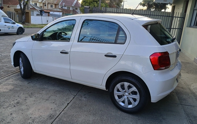 imagem-https://www.socarrao.com.br/sc-vehicle-images-prod/986035/1775505913750-MTc3NTUwNTQxMjAwNjIwNzA3NTI1MzM2MDI2NDA5NjMuanBn.jpg