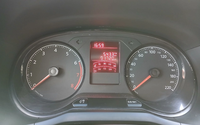imagem-https://www.socarrao.com.br/sc-vehicle-images-prod/986035/1775505914507-MTc3NTUwNTUyMTU5Mzg2ODc3NTQ2MDc2Mzg4NTk2MzEuanBn.jpg