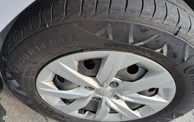 imagem-https://www.socarrao.com.br/sc-vehicle-images-prod/986035/1775505915728-MTc3NTUwNTcwMjc1NzMwNTA5MjQxMzk5OTYyMzE4OTguanBn.jpg