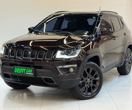 Jeep Compass 2021 Marrom — foto 1 de 3