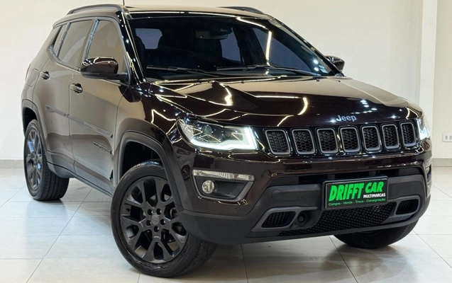 imagem-https://www.socarrao.com.br/sc-vehicle-images-prod/986054/1775506190176-1_110213.jpg