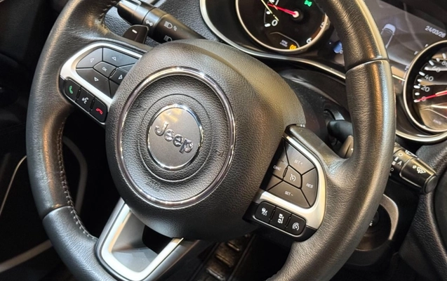 imagem-https://www.socarrao.com.br/sc-vehicle-images-prod/986054/1775506190177-18_110213.jpg