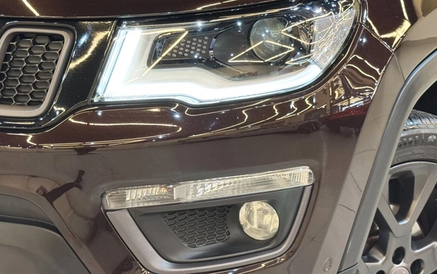 imagem-https://www.socarrao.com.br/sc-vehicle-images-prod/986054/1775506190182-10_110213.jpg
