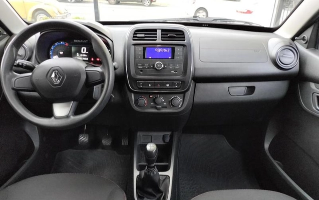 imagem-https://www.socarrao.com.br/sc-vehicle-images-prod/986061/1789050107164-7926764_11_B_c0169abe59.jpeg
