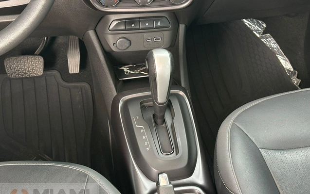 imagem-https://www.socarrao.com.br/sc-vehicle-images-prod/986107/1775678891561-84876888886b4ba9a2e5b1f59b50a646_1775678730045.jpeg