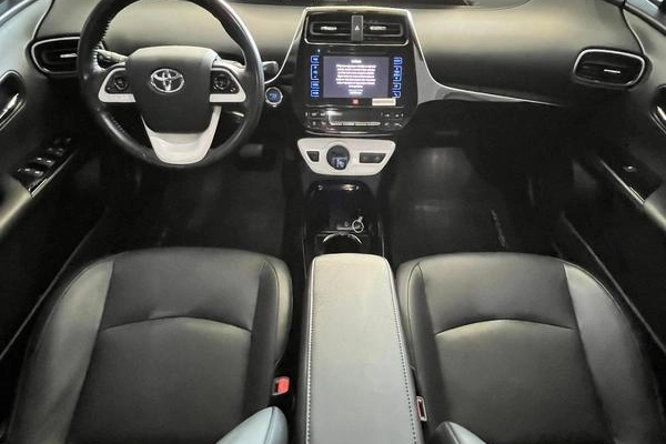 imagem-https://www.socarrao.com.br/sc-vehicle-images-prod/986725/1782995911394-7967333_15_B_0eb5c1aa54.jpeg
