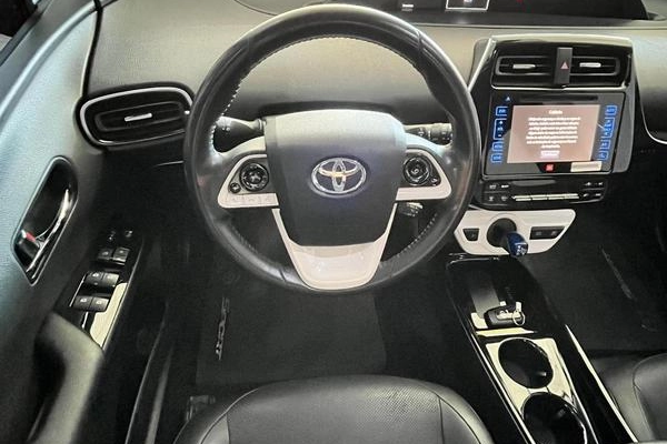 imagem-https://www.socarrao.com.br/sc-vehicle-images-prod/986725/1782995911395-7967333_16_B_4d6fb0a1ca.jpeg