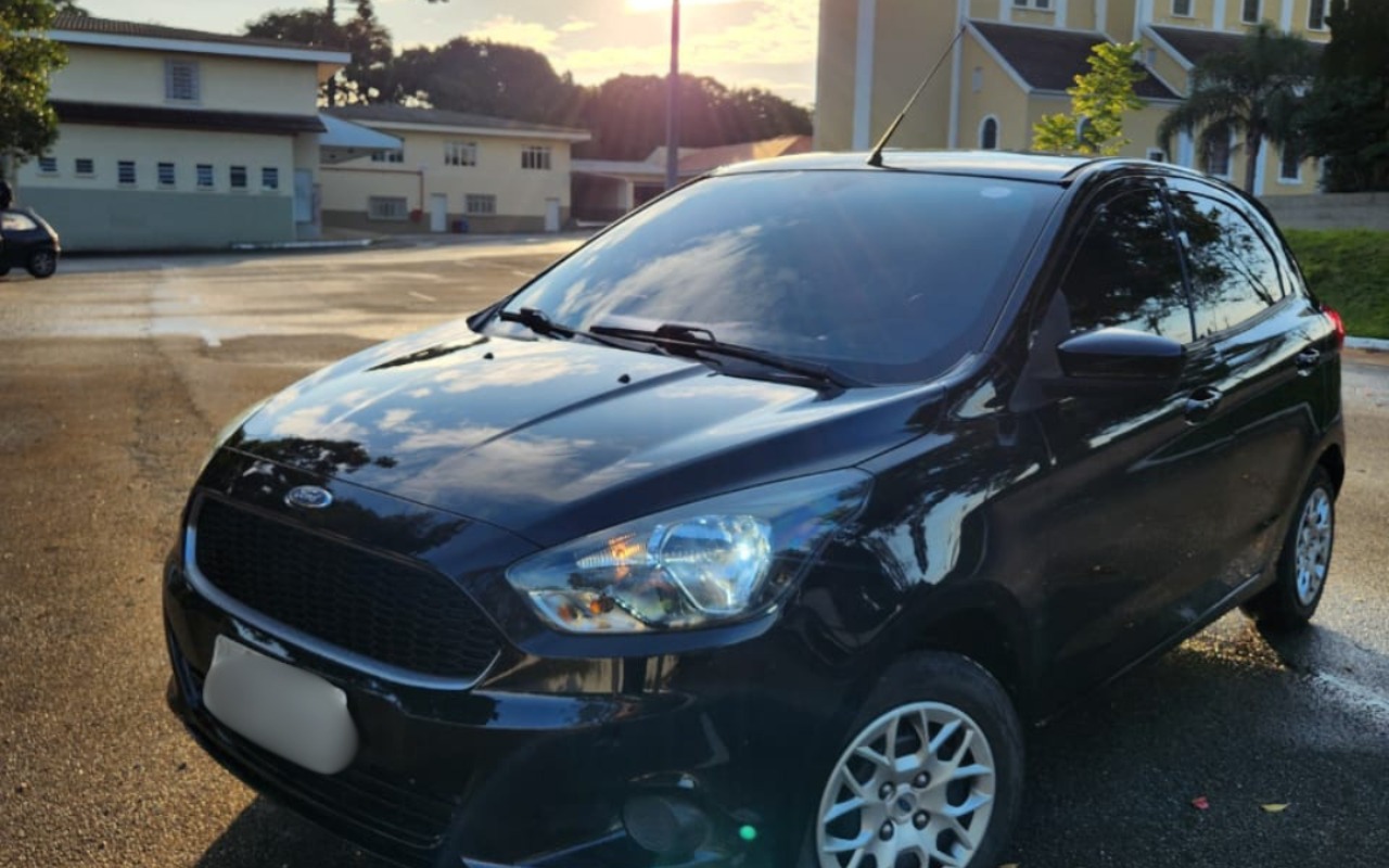 imagem-https://www.socarrao.com.br/sc-vehicle-images-prod/986972/1775565739488-My5wbmc.png