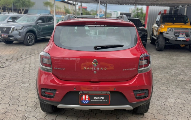 imagem-https://www.socarrao.com.br/sc-vehicle-images-prod/987039/1775566252924-c46ae64d-98ea-40d6-b7c4-3a732dc75bac.jpg
