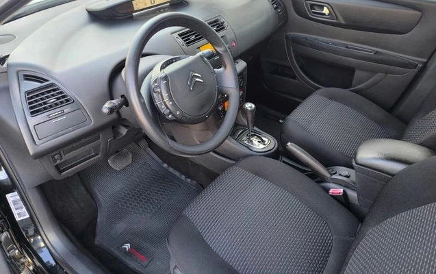 imagem-https://www.socarrao.com.br/sc-vehicle-images-prod/987094/1787767576032-7965638_7_B_92dcad630d.jpeg