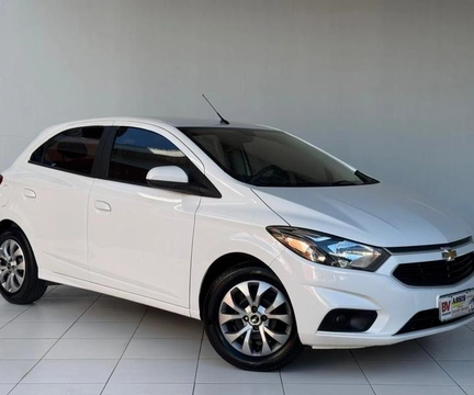 Chevrolet Onix 2018 Branco — foto 1 de 3