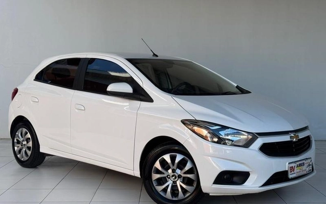 imagem-https://www.socarrao.com.br/sc-vehicle-images-prod/987098/1787575291234-7959487_9_B_3a0087e6a4.jpeg