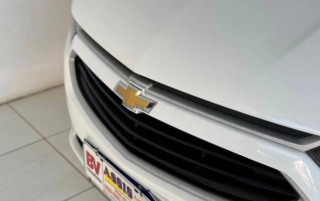 imagem-https://www.socarrao.com.br/sc-vehicle-images-prod/987098/1787575291237-7959487_1_B_52f587473d.jpeg