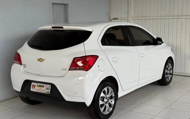 imagem-https://www.socarrao.com.br/sc-vehicle-images-prod/987098/1787575291243-7959487_10_B_dbe867adf6.jpeg