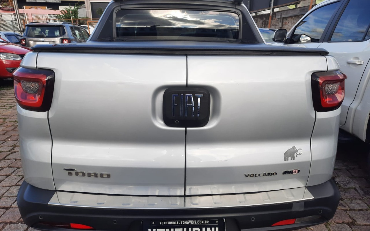 imagem-https://www.socarrao.com.br/sc-vehicle-images-prod/987238/1775569034606-SU1HLTIwMjYwNDA3LVdBMDAxMS5qcGc.jpg