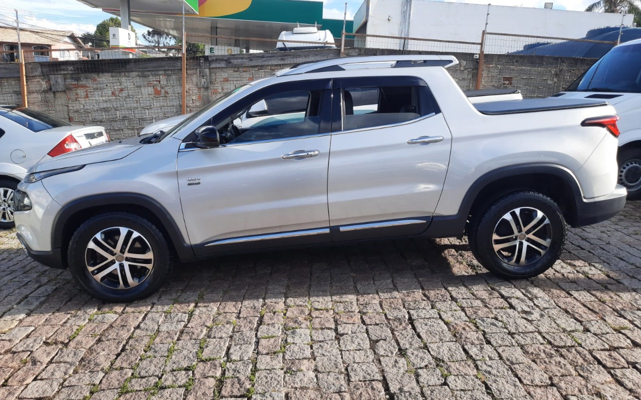 imagem-https://www.socarrao.com.br/sc-vehicle-images-prod/987238/1775569035188-SU1HLTIwMjYwNDA3LVdBMDAyMi5qcGc.jpg