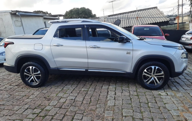 imagem-https://www.socarrao.com.br/sc-vehicle-images-prod/987238/1775569036798-SU1HLTIwMjYwNDA3LVdBMDAxOS5qcGc.jpg