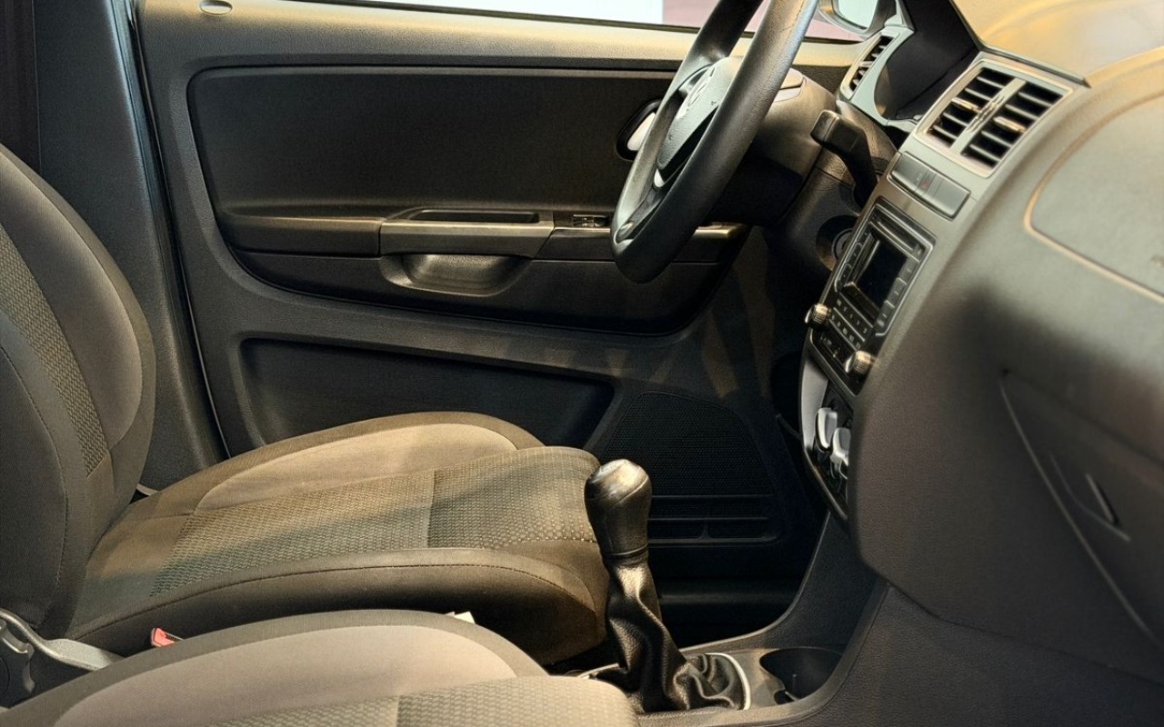 imagem-https://www.socarrao.com.br/sc-vehicle-images-prod/987373/1775583839451-V2hhdHNBcHAgSW1hZ2UgMjAyNi0wNC0wNyBhdCAxMS40OS4xNiAoMSkuanBlZw.jpeg