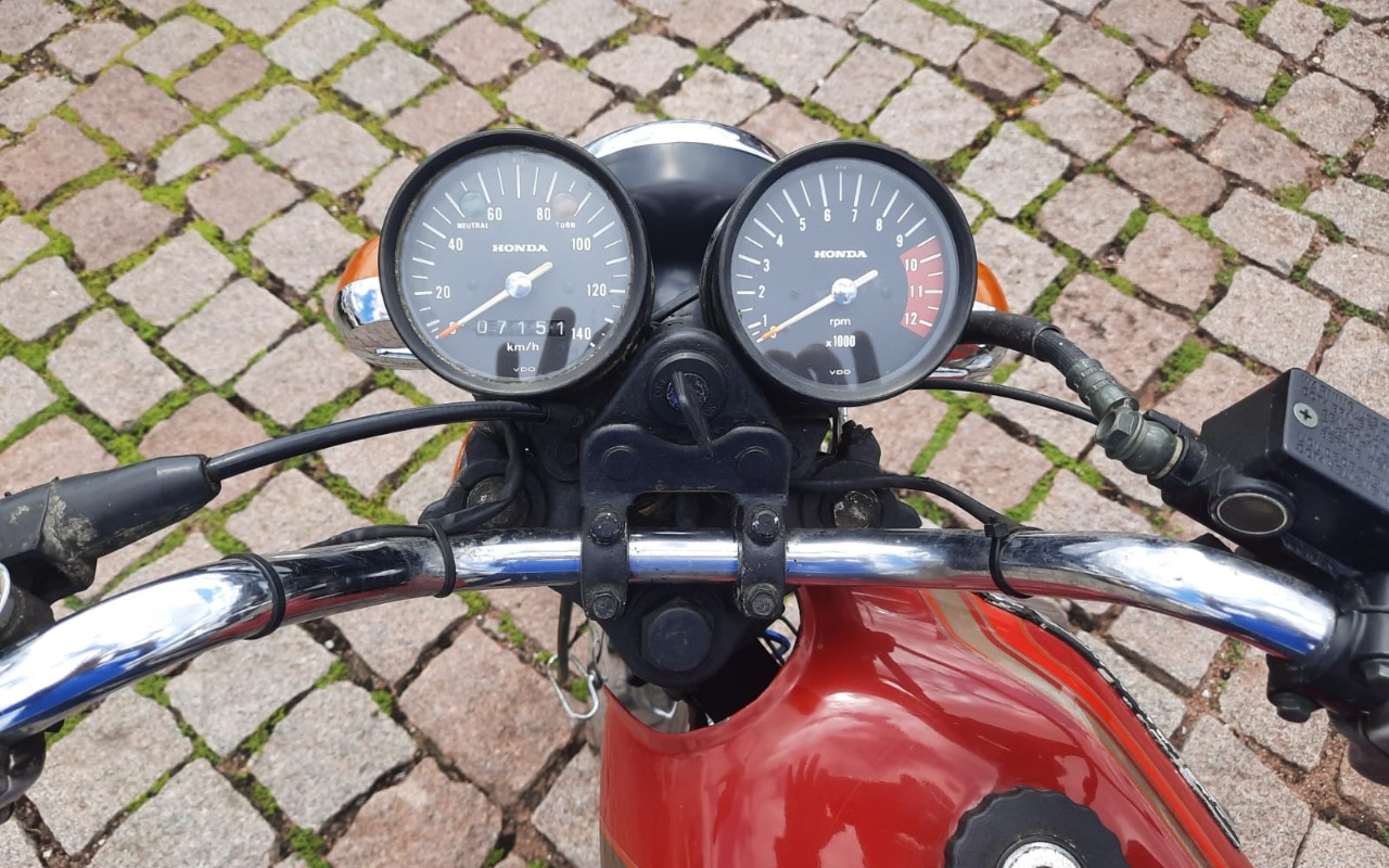 imagem-https://www.socarrao.com.br/sc-vehicle-images-prod/987374/1775569760683-SU1HLTIwMjUxMDI0LVdBMDAyMC5qcGc.jpg