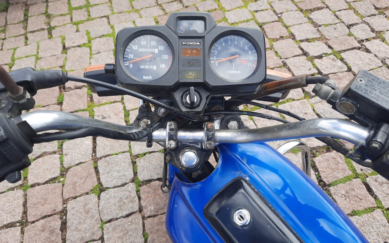 imagem-https://www.socarrao.com.br/sc-vehicle-images-prod/987404/1775570124058-SU1HLTIwMjUxMDI0LVdBMDAwMy5qcGc.jpg