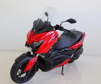 YAMAHA XMAX 250 ABS 2024 Vermelho — foto 1 de 3