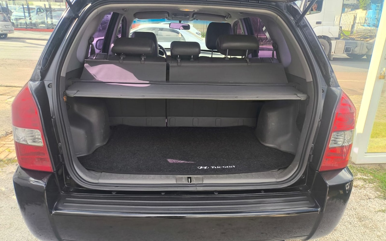 imagem-https://www.socarrao.com.br/sc-vehicle-images-prod/987576/1775595889882-YTlhYzBiNjItMDc4Yi00YTczLWE2NzUtZTg4YjNlY2I0MGRjLmpmaWY.jfif