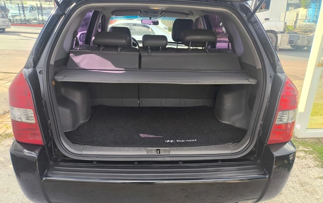 imagem-https://www.socarrao.com.br/sc-vehicle-images-prod/987576/1775595889882-YTlhYzBiNjItMDc4Yi00YTczLWE2NzUtZTg4YjNlY2I0MGRjLmpmaWY.jfif