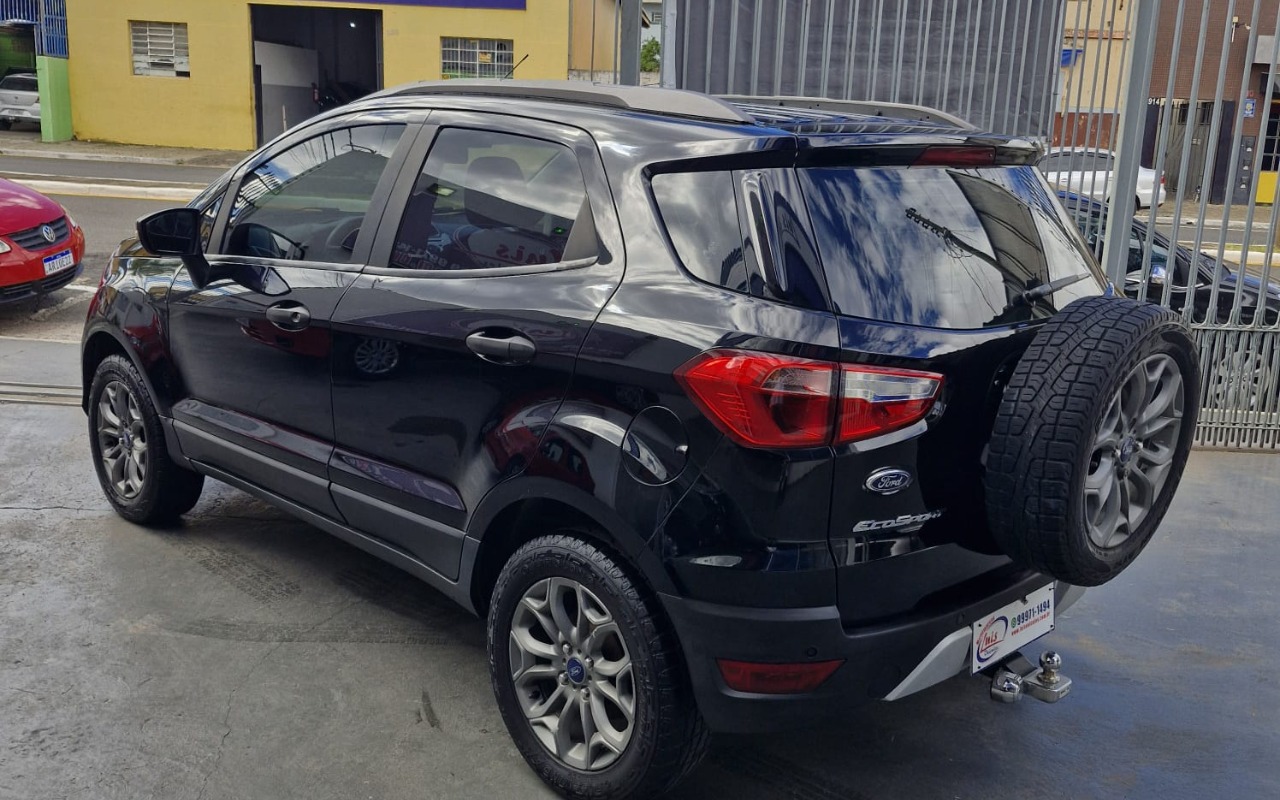 imagem-https://www.socarrao.com.br/sc-vehicle-images-prod/987630/1775574201348-NS5qcGVn.jpeg