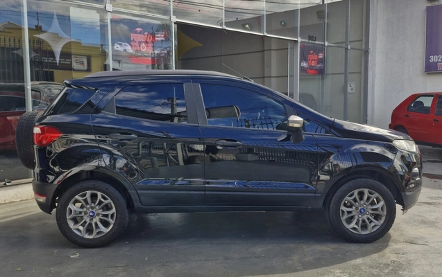 imagem-https://www.socarrao.com.br/sc-vehicle-images-prod/987630/1775574201706-Ny5qcGVn.jpeg