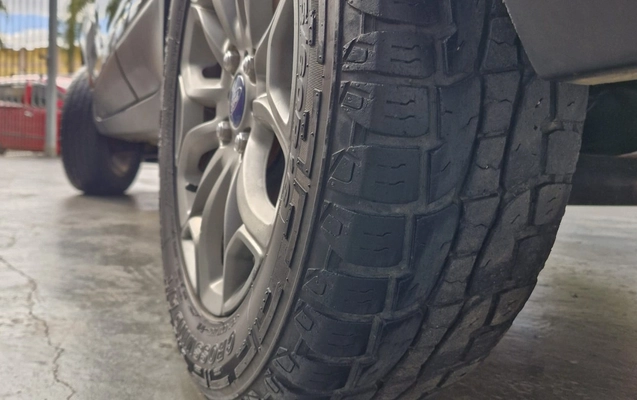 imagem-https://www.socarrao.com.br/sc-vehicle-images-prod/987630/1775574201988-MTUuanBlZw.jpeg