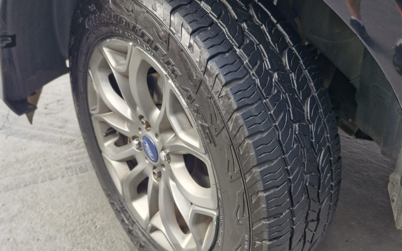 imagem-https://www.socarrao.com.br/sc-vehicle-images-prod/987630/1775574202414-MTYuanBlZw.jpeg