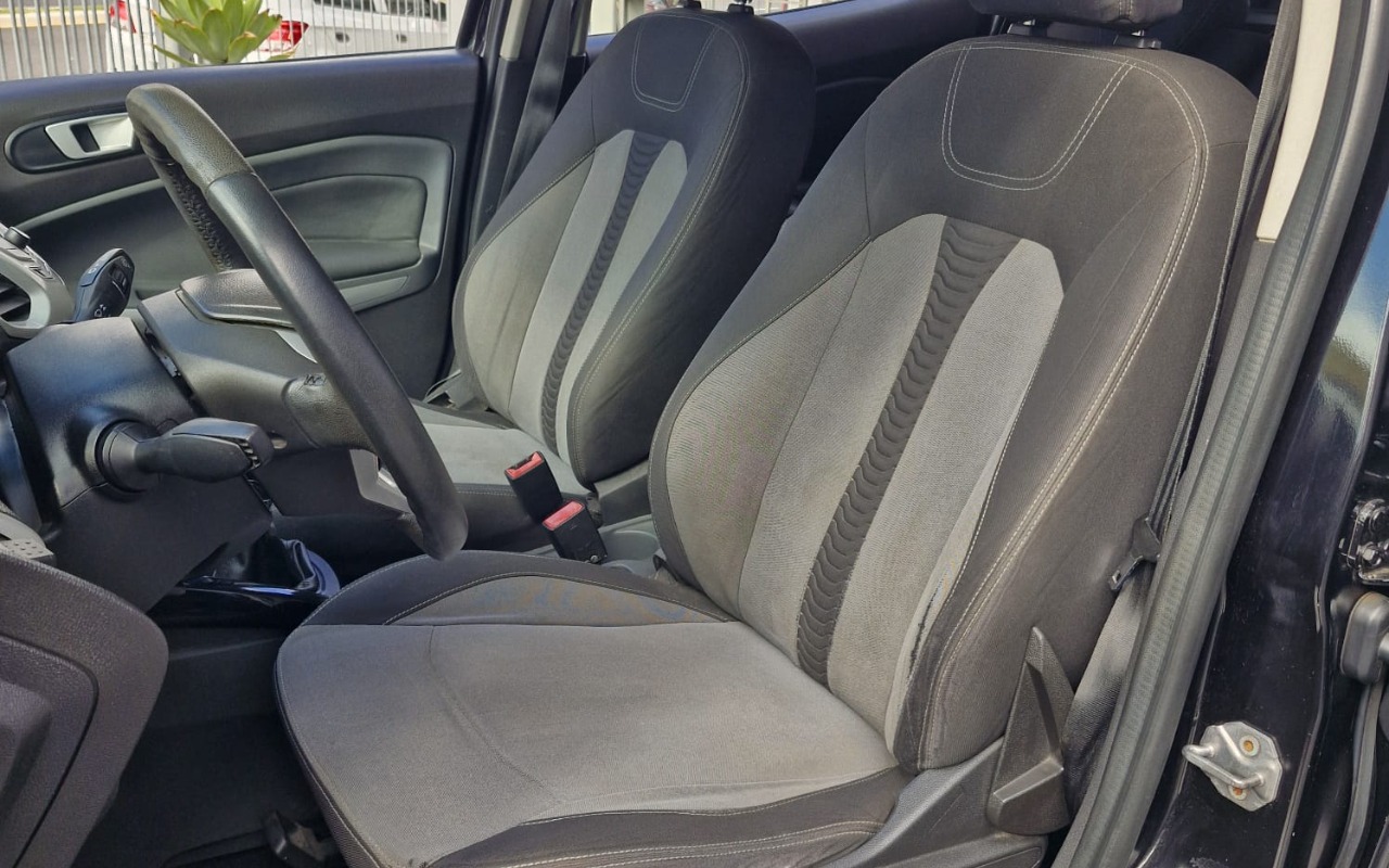 imagem-https://www.socarrao.com.br/sc-vehicle-images-prod/987630/1775574202495-MTIuanBlZw.jpeg