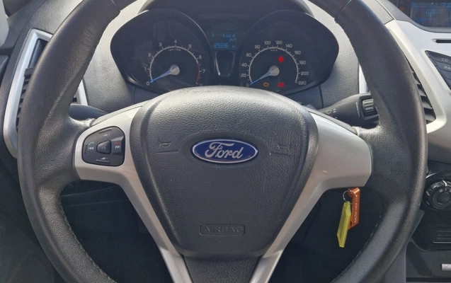 imagem-https://www.socarrao.com.br/sc-vehicle-images-prod/987630/1775574202786-MjUuanBlZw.jpeg