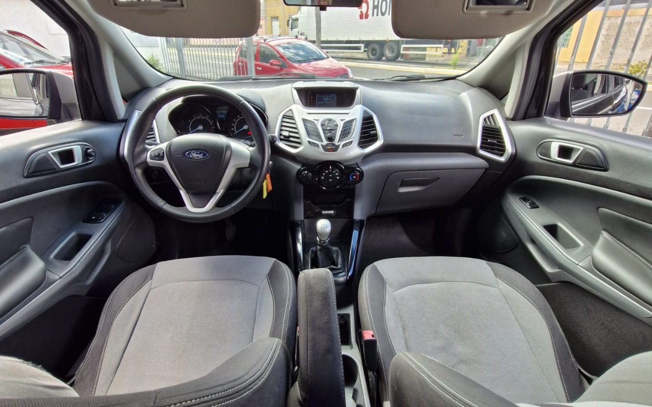 imagem-https://www.socarrao.com.br/sc-vehicle-images-prod/987630/1775574203613-MTAuanBlZw.jpeg