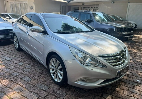 Hyundai Sonata 2013 Prata — foto 1 de 3