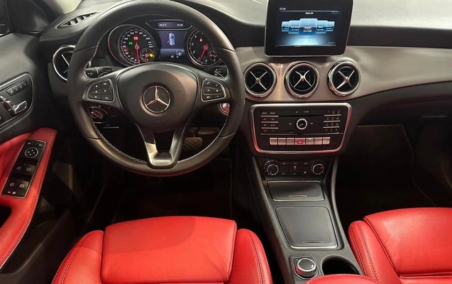 imagem-https://www.socarrao.com.br/sc-vehicle-images-prod/987749/1783612671483-7546038_8_B_c2b502b0a1.jpeg