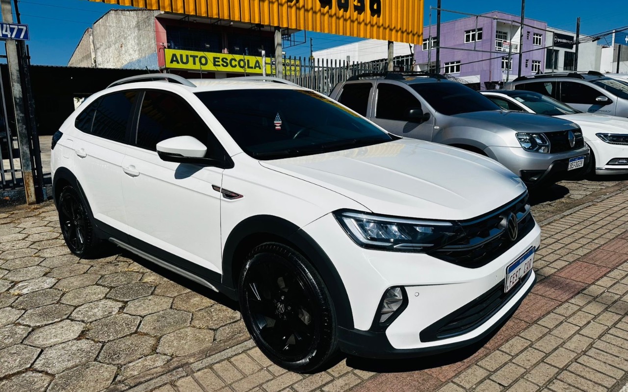 Volkswagen Nivus Highline 1.0 200 TSI Flex Aut. na cor Branco em Pinhais / PR - 987786