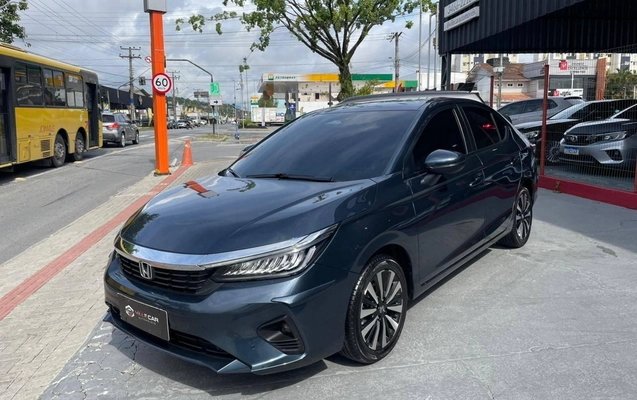 imagem-https://www.socarrao.com.br/sc-vehicle-images-prod/987796/1782419202617-e2c2f637c8f849d4937ea30a56d8c569_1775580485259.jpeg