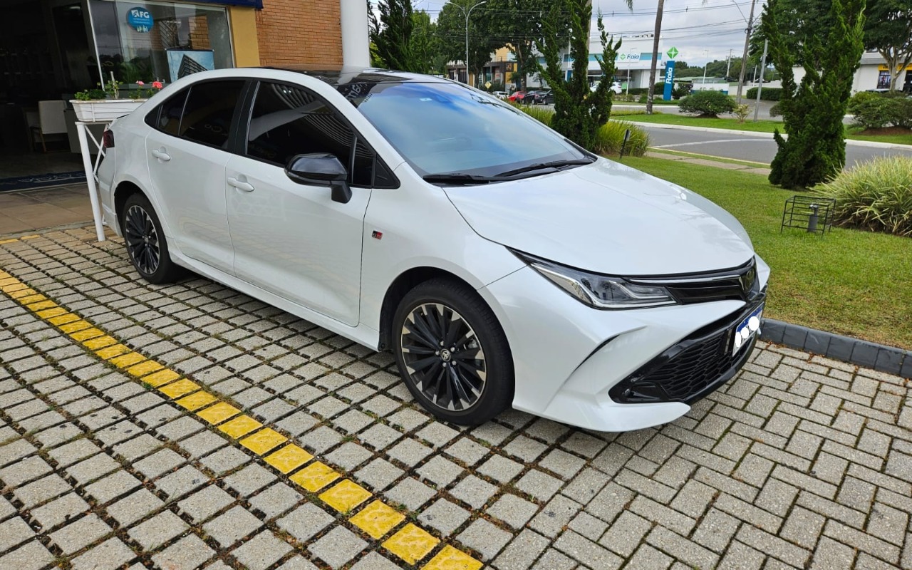 imagem-https://www.socarrao.com.br/sc-vehicle-images-prod/987823/1775582770858-MS5qcGc.jpg