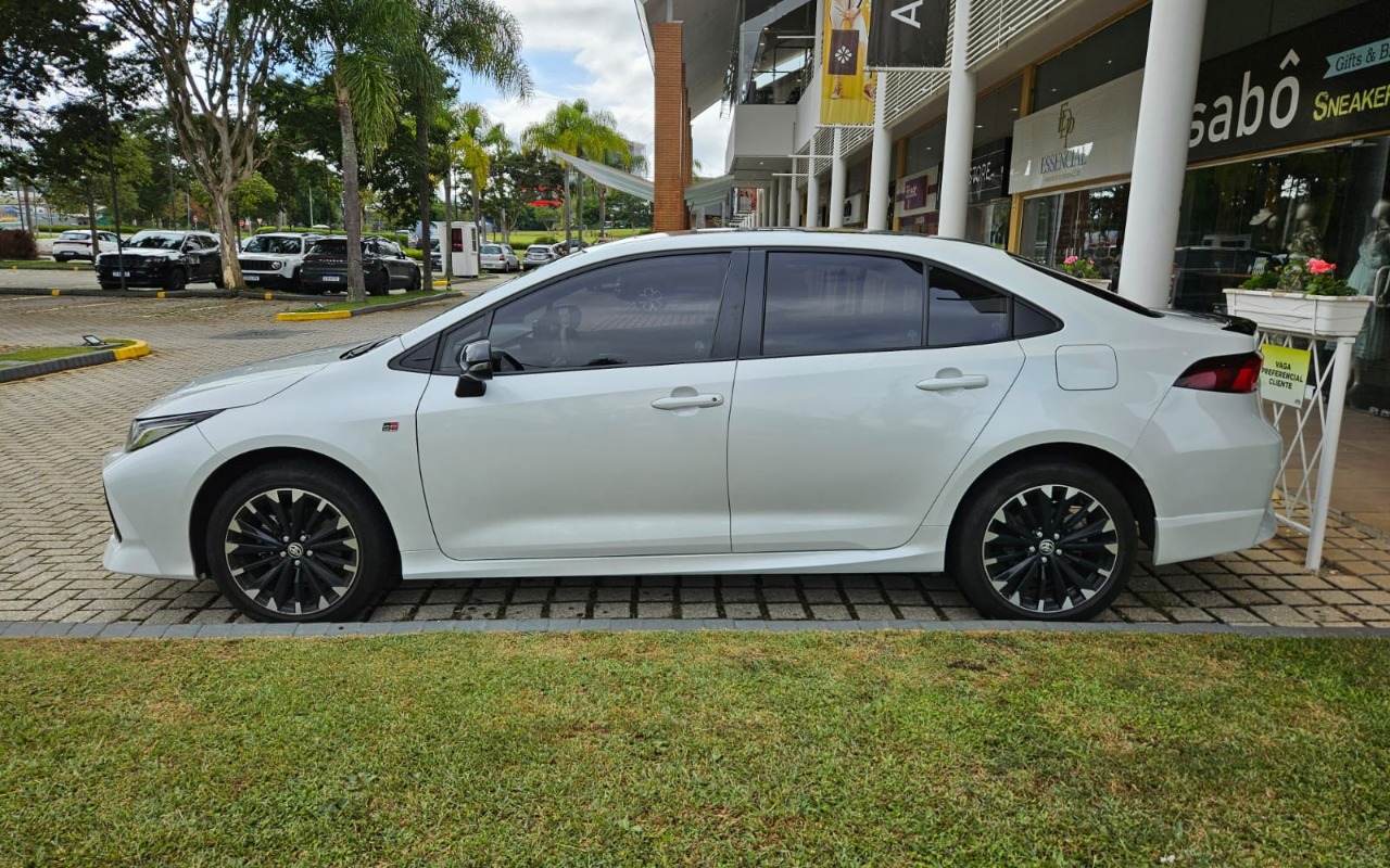 imagem-https://www.socarrao.com.br/sc-vehicle-images-prod/987823/1775582771260-NS5qcGc.jpg