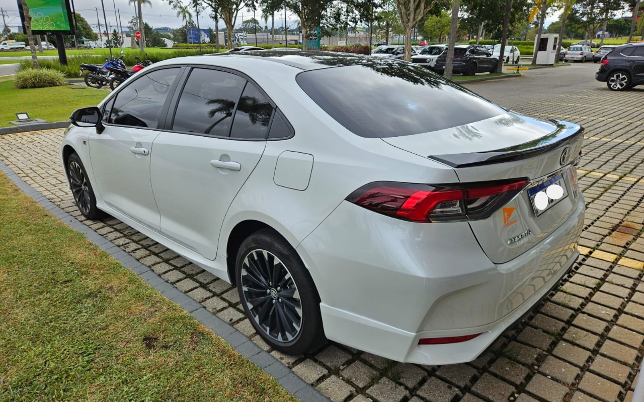 imagem-https://www.socarrao.com.br/sc-vehicle-images-prod/987823/1775582771922-NC5qcGc.jpg